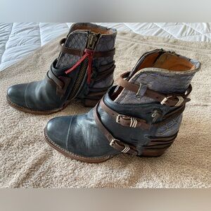 Freebird Crue Booties Size 10. Navy/Blue Multi. Like new. Worn twice.